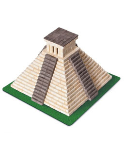 Игрушка-конструктор из настоящих кирпичиков Пирамида